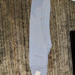 Alo 7/8 High Waisted Airlift Leggings in Winter Frost